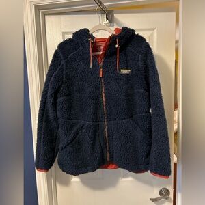 Navy L.L. Bean Mountain Pile Fleece Jacket Size Large Used in Great Condition.